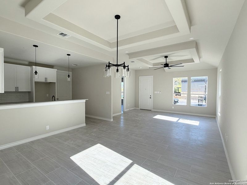 Spacious, unfurnished interior of a new home in , San Antonio (Image 15).