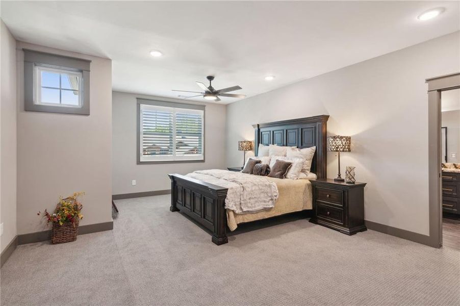 Furnished interior view inside a new home in , Jasper (Image 6).