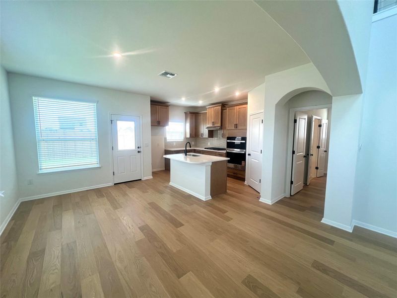 Furnished interior view inside a new home in Porter Country, Buda (Image 5).
