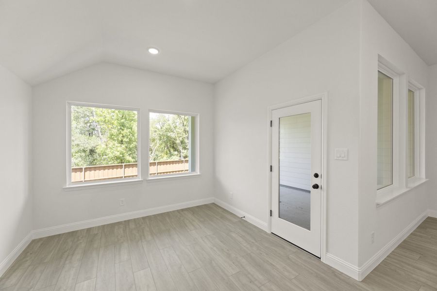 Spacious, unfurnished interior of a new home in Heartland, Heartland (Image 23). Spacious, unfurnished interior of a new home in Heartland, Heartland (Image 23).