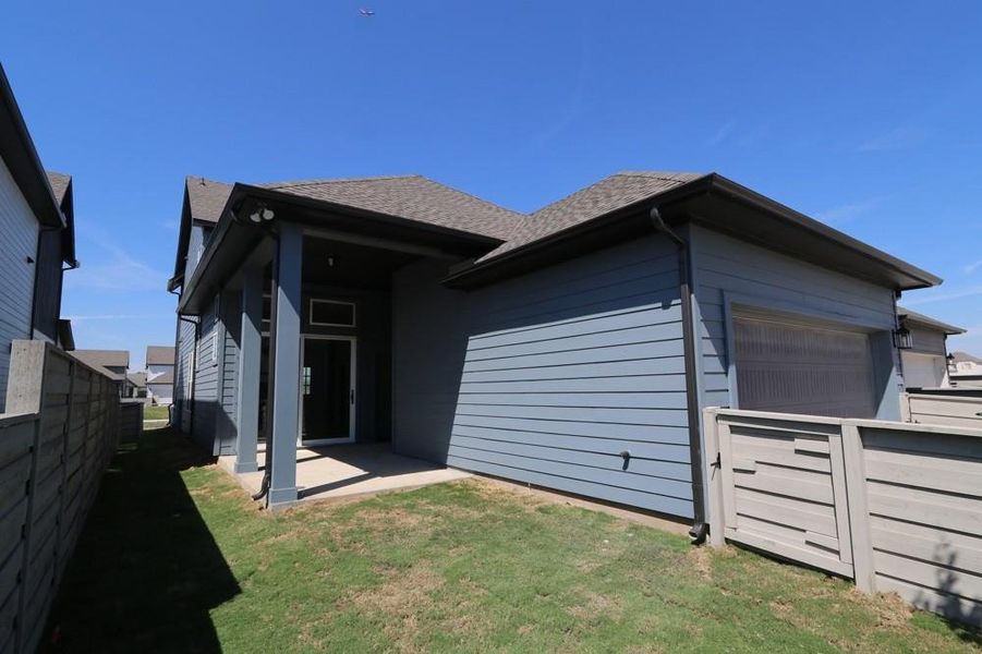 Welcome to The Melford by David Weekley Homes. **HOME ESTIMATED TO BE COMPLETE SEPTEMBER 2025** Welcome to The Melford by David Weekley Homes. **HOME ESTIMATED TO BE COMPLETE SEPTEMBER 2025**