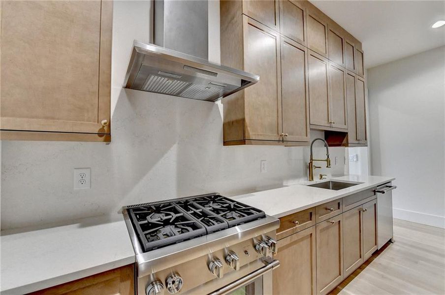 Furnished interior view inside a new home in , Alpharetta (Image 6).