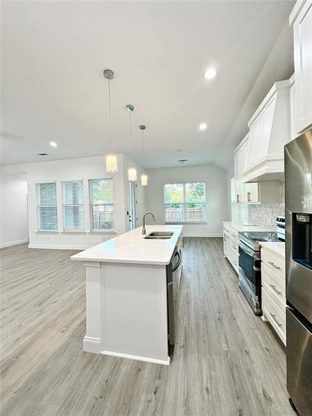 Furnished interior view inside a new home in , Waxahachie (Image 7). Furnished interior view inside a new home in , Waxahachie (Image 7).