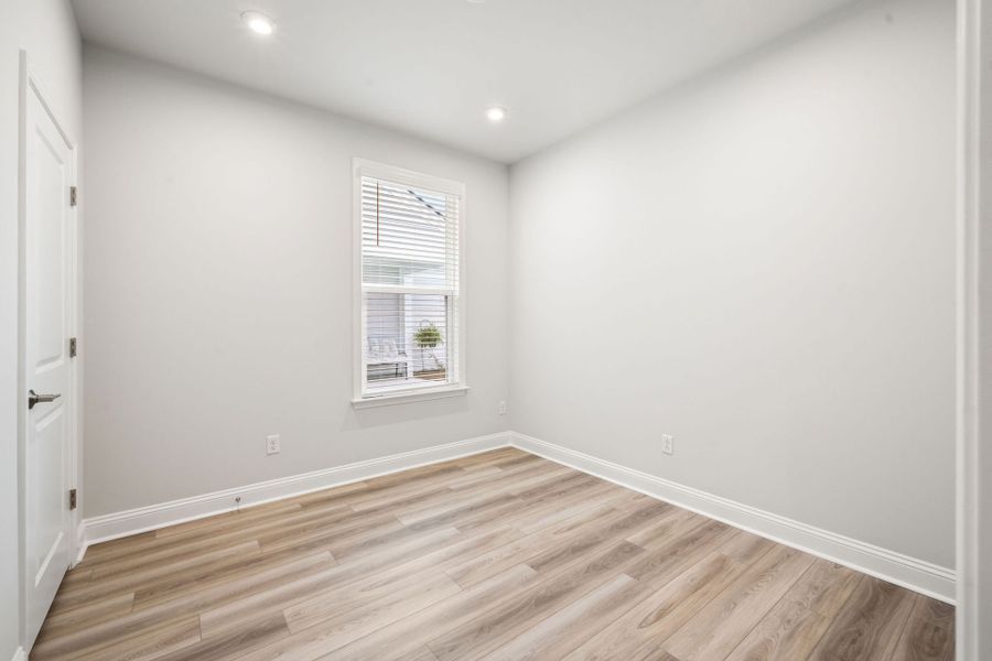 Spacious, unfurnished interior of a new home in Del Webb Savannah at Heartwood, Richmond Hill (Image 42). Spacious, unfurnished interior of a new home in Del Webb Savannah at Heartwood, Richmond Hill (Image 42).