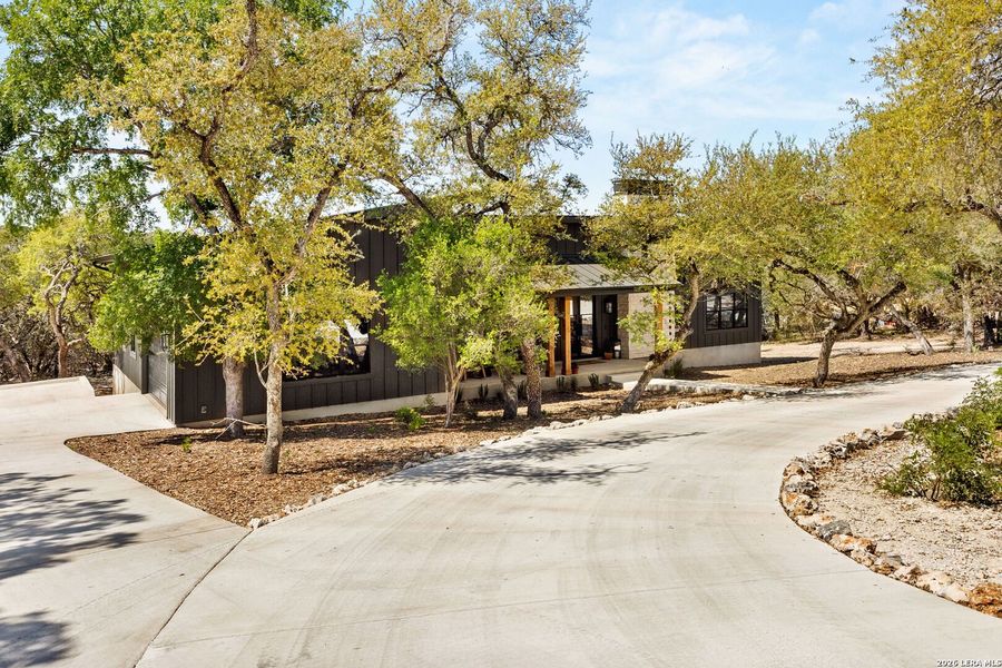 Image 55 of a home in .