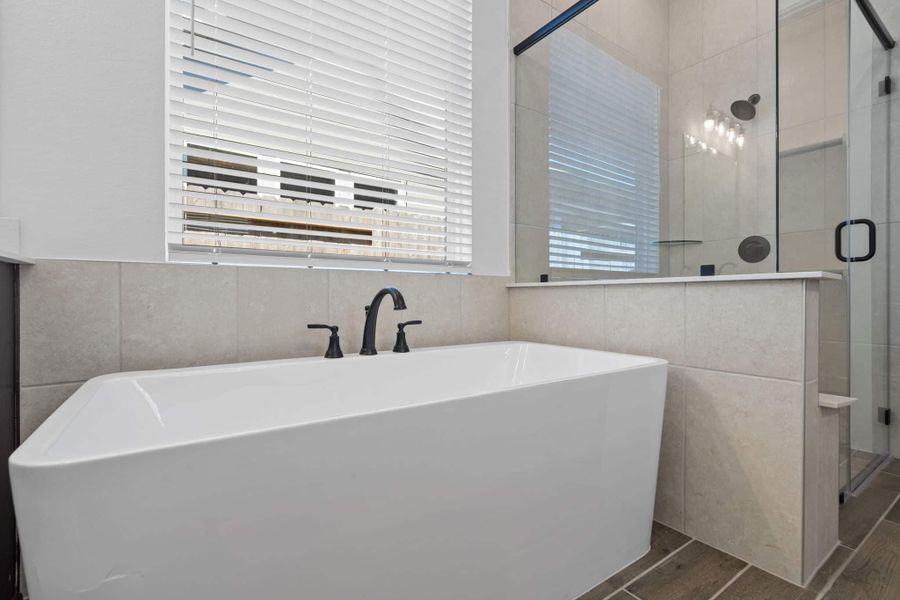 Furnished interior view inside a new home in Riceland, Mont Belvieu (Image 11).