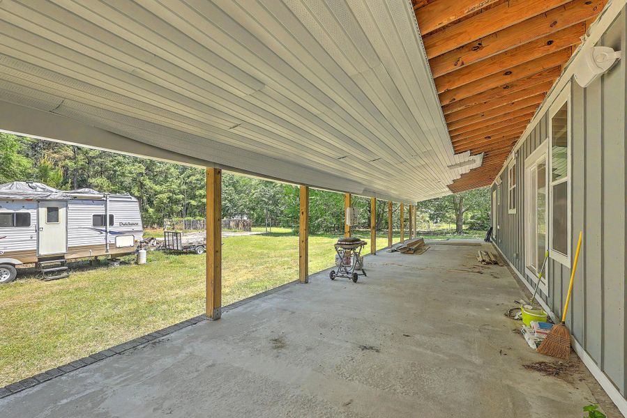 Exterior details and patio area of a home in , Moncks Corner (Image 33).