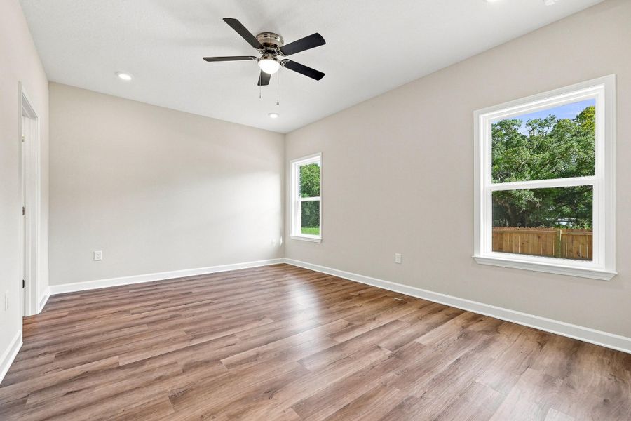 103 horizon way-24
