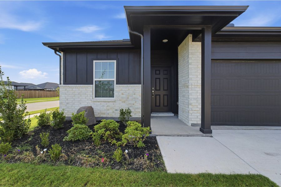 Exterior details and patio area of a home in Sagebrook, Argyle (Image 3).