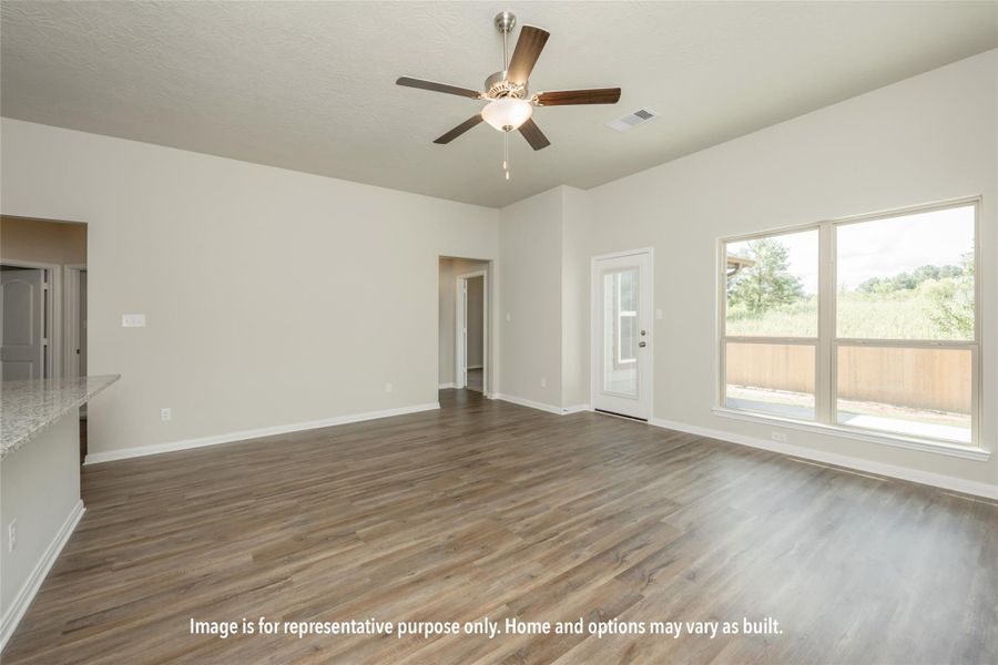 Spacious, unfurnished interior of a new home in Sterling Ridge, Huntsville (Image 32). Spacious, unfurnished interior of a new home in Sterling Ridge, Huntsville (Image 32).