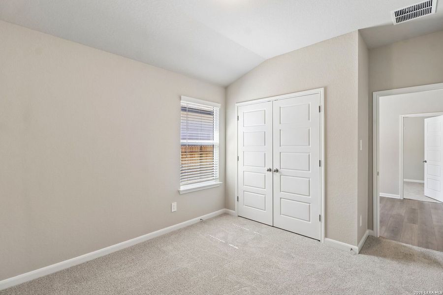 Spacious, unfurnished interior of a new home in Estancia Ranch - Premier Series, San Antonio (Image 31).