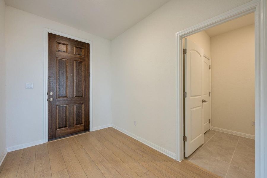 Spacious, unfurnished interior of a new home in The Colony, Bastrop (Image 21). Spacious, unfurnished interior of a new home in The Colony, Bastrop (Image 21).