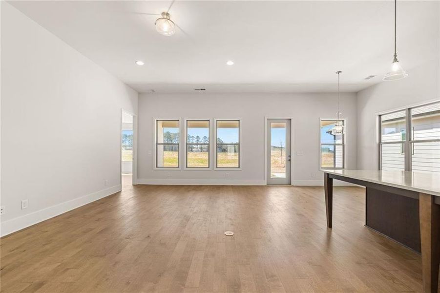 Spacious, unfurnished interior of a new home in Soleil Summit Chase, Snellville (Image 20).