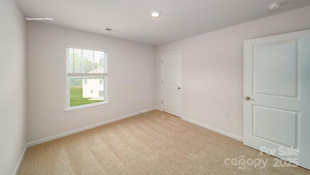 Spacious, unfurnished interior of a new home in Wallace Springs, Statesville (Image 17).