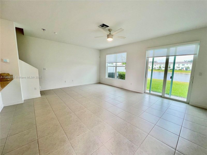 Spacious, unfurnished interior of a new home in , Lake Worth (Image 25). Spacious, unfurnished interior of a new home in , Lake Worth (Image 25).