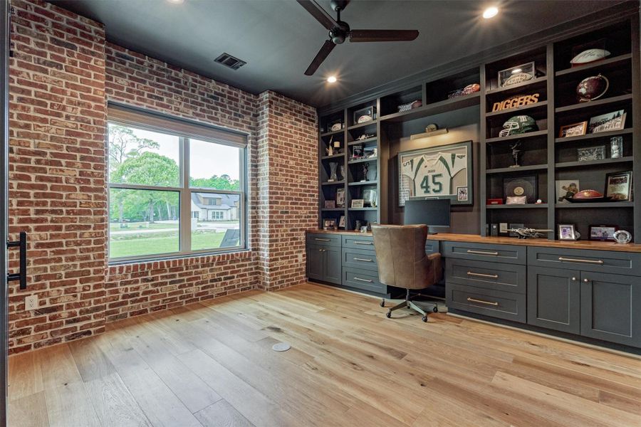 Community amenities in , Montgomery (Image 43).