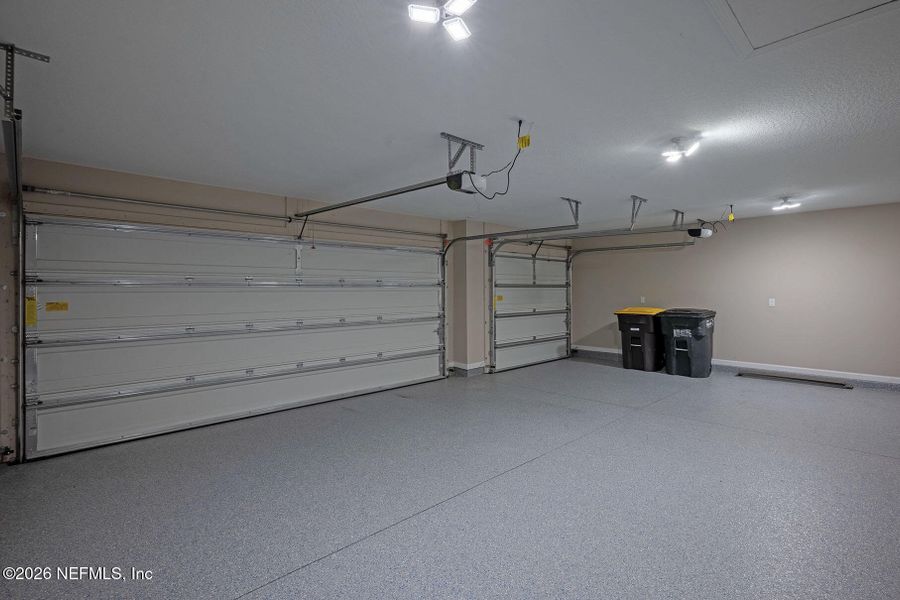Spacious, unfurnished interior of a new home in Edinburgh Village, Jacksonville (Image 65).