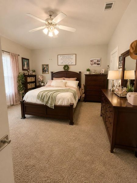 Furnished interior view inside a new home in , Bay City (Image 9).