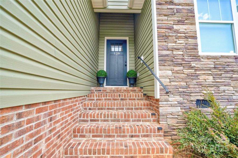Furnished interior view inside a new home in , Gaffney (Image 24).