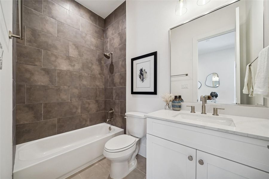 Furnished interior view inside a new home in West 21st Residences, Houston (Image 16).