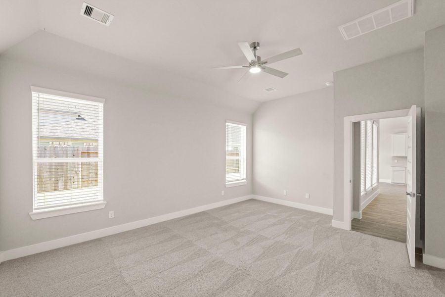 Spacious, unfurnished interior of a new home in Briarwood Crossing, Rosenberg (Image 32). Spacious, unfurnished interior of a new home in Briarwood Crossing, Rosenberg (Image 32).