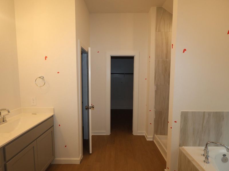 Image 14 of a home in Pinewood at Grand Texas.