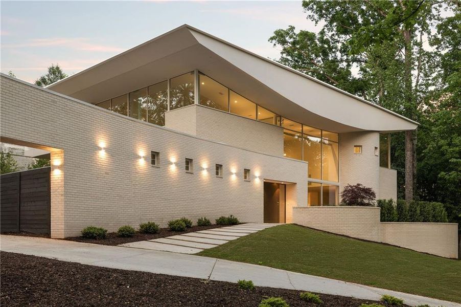 Exterior details and patio area of a home in , Atlanta (Image 33).