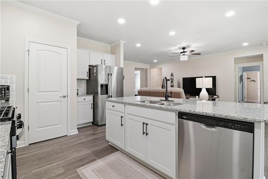 Furnished interior view inside a new home in , Dallas (Image 33).