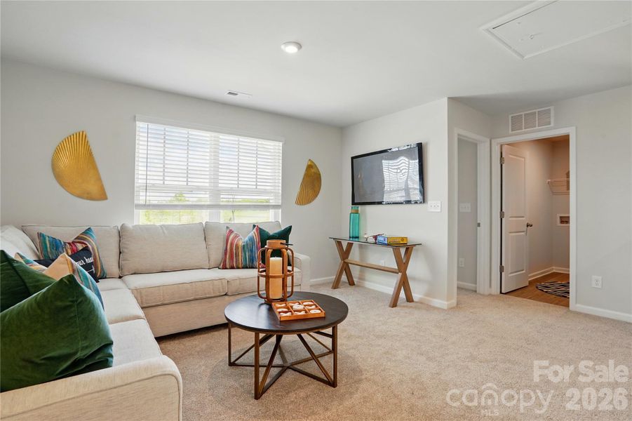 Photos from another completed Cascades for representation only. Eterior elevation/colors and interior finishes may vary.