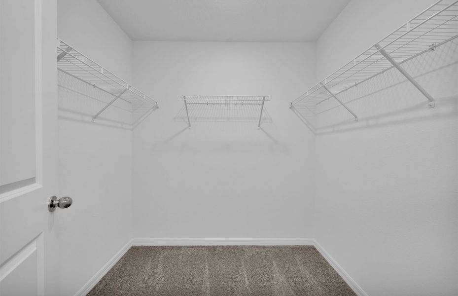 Landmark | Owner's Walk-In Closet