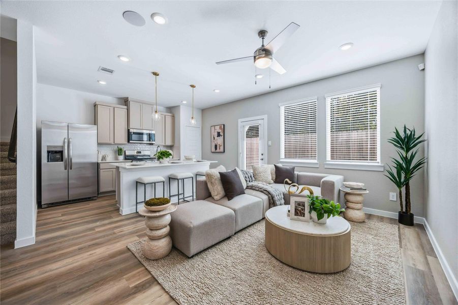 Furnished interior view inside a new home in Highland Court, Houston (Image 4).