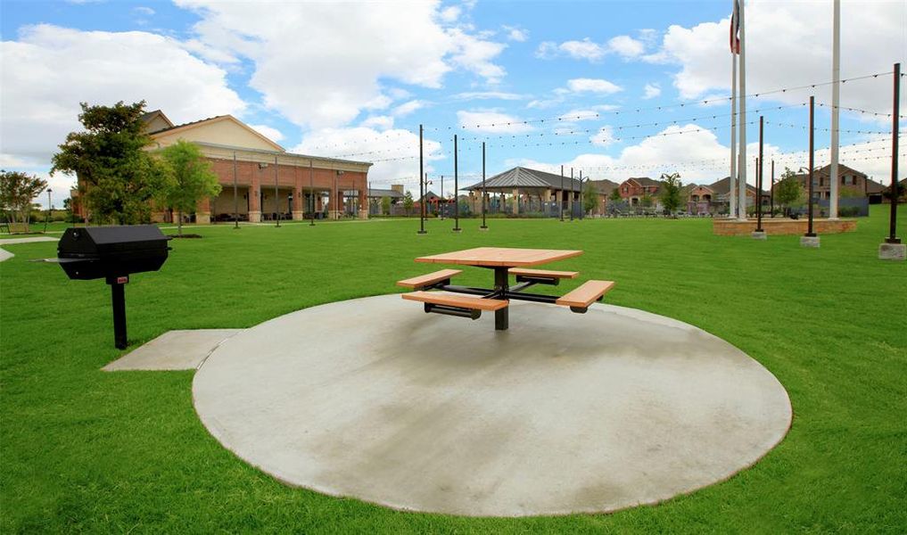 Community amenities in Gateway Parks, Forney (Image 26).