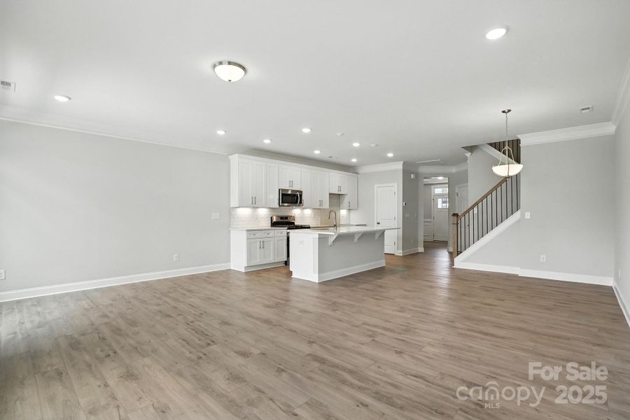 Spacious, unfurnished interior of a new home in Harrisburg Village Townhomes, Harrisburg (Image 29).