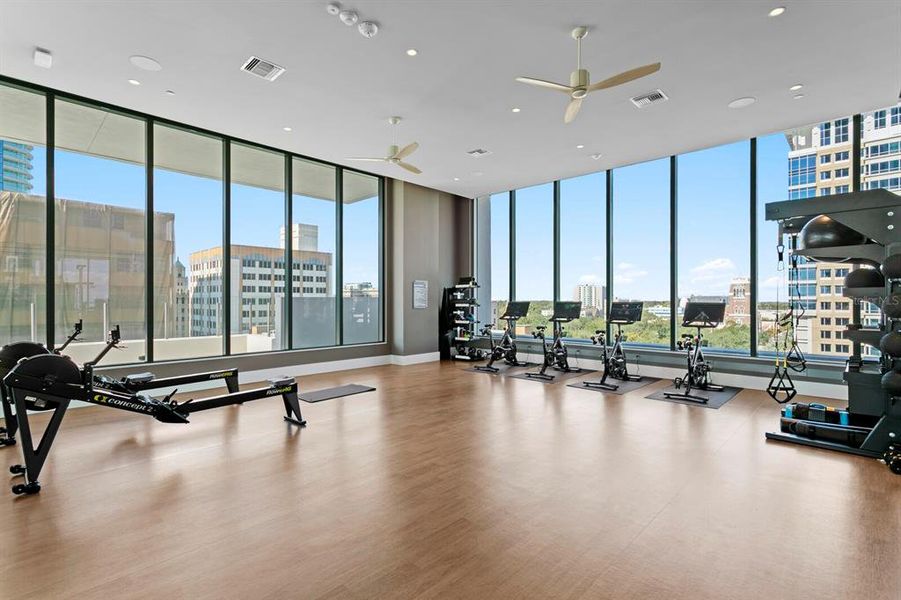 Community amenities in , St. Petersburg (Image 61). Community amenities in , St. Petersburg (Image 61).