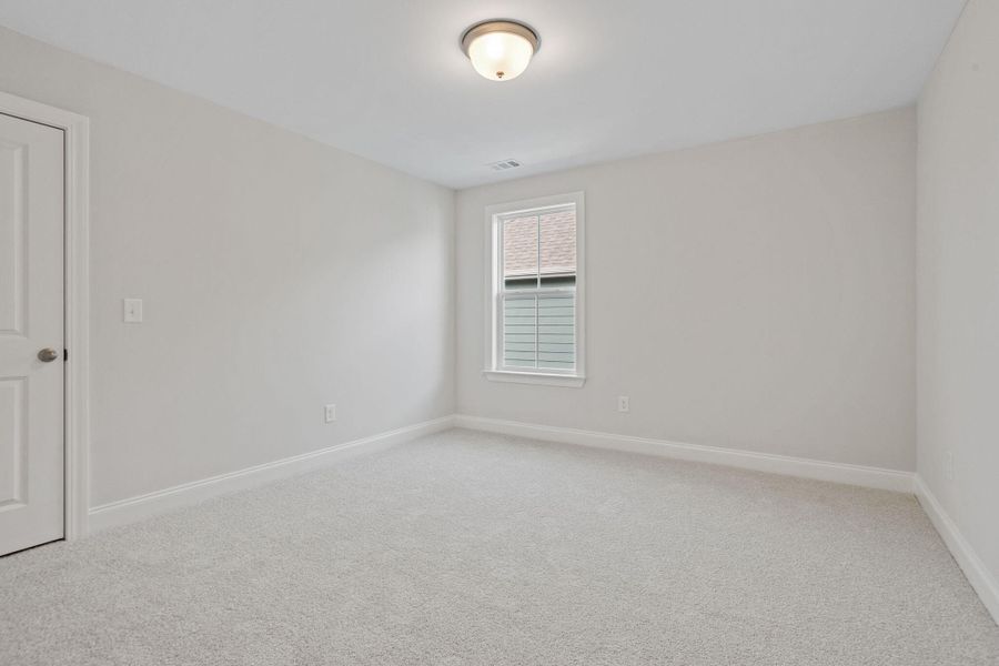 Spacious, unfurnished interior of a new home in Phillips Crossing, Ridgeville (Image 22).