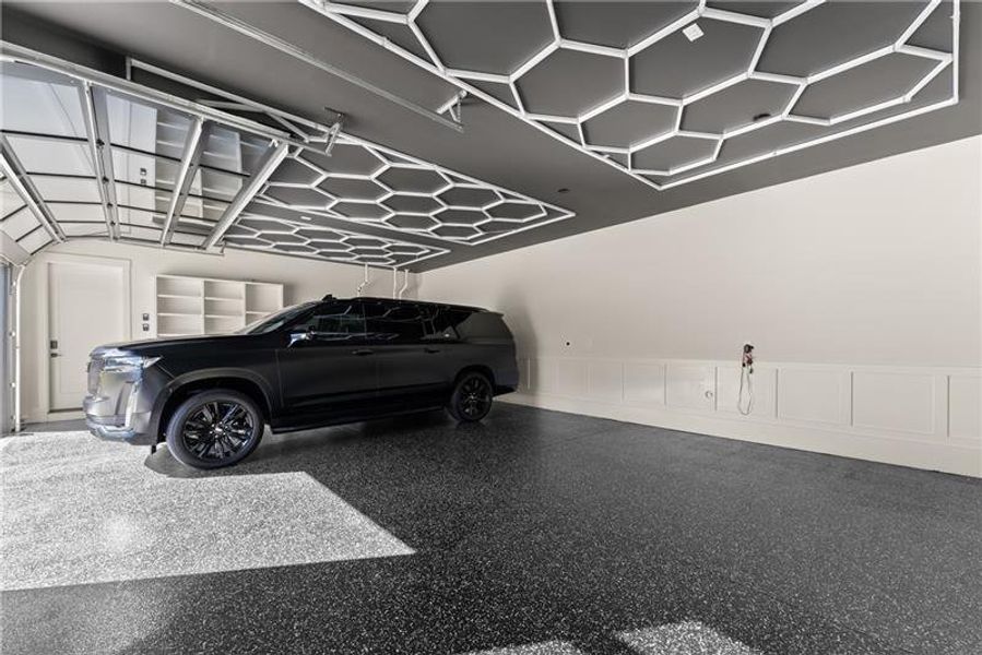 Spacious, unfurnished interior of a new home in , Lawrenceville (Image 21).