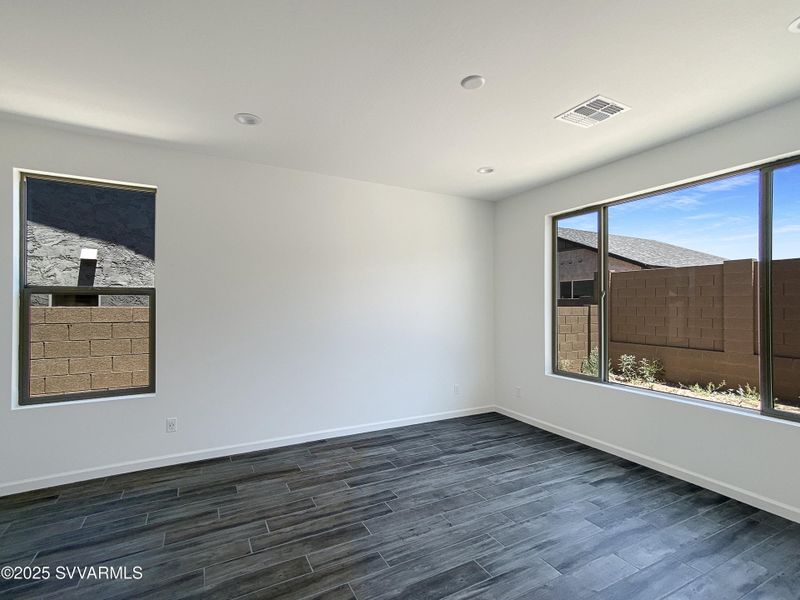 377 Malachite (8) 377 Malachite (8)