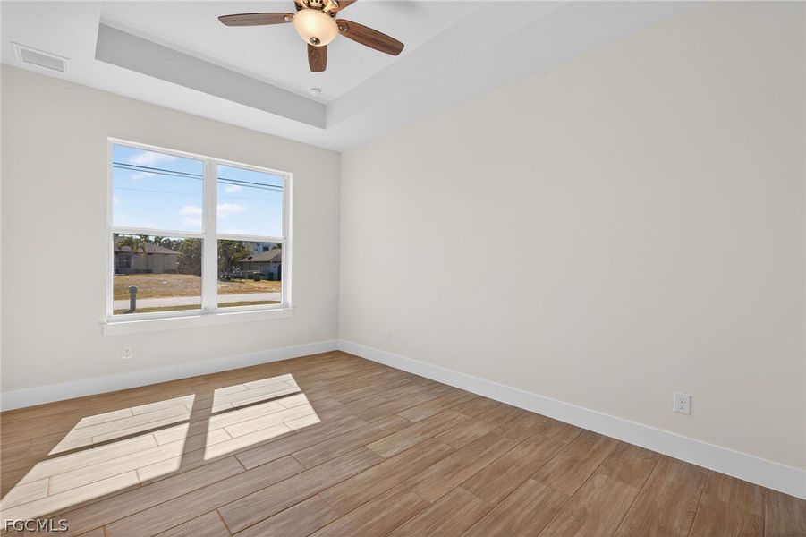 Spacious, unfurnished interior of a new home in Cape Coral, Cape Coral (Image 24). Spacious, unfurnished interior of a new home in Cape Coral, Cape Coral (Image 24).