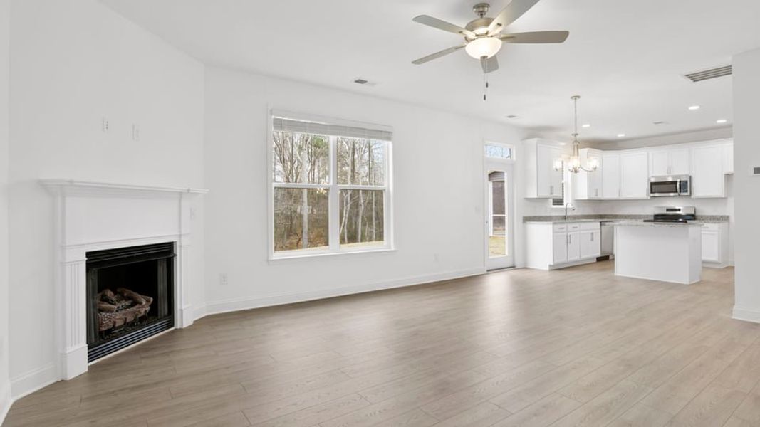 Spacious, unfurnished interior of a new home in Briargate, Fountain Inn (Image 21).