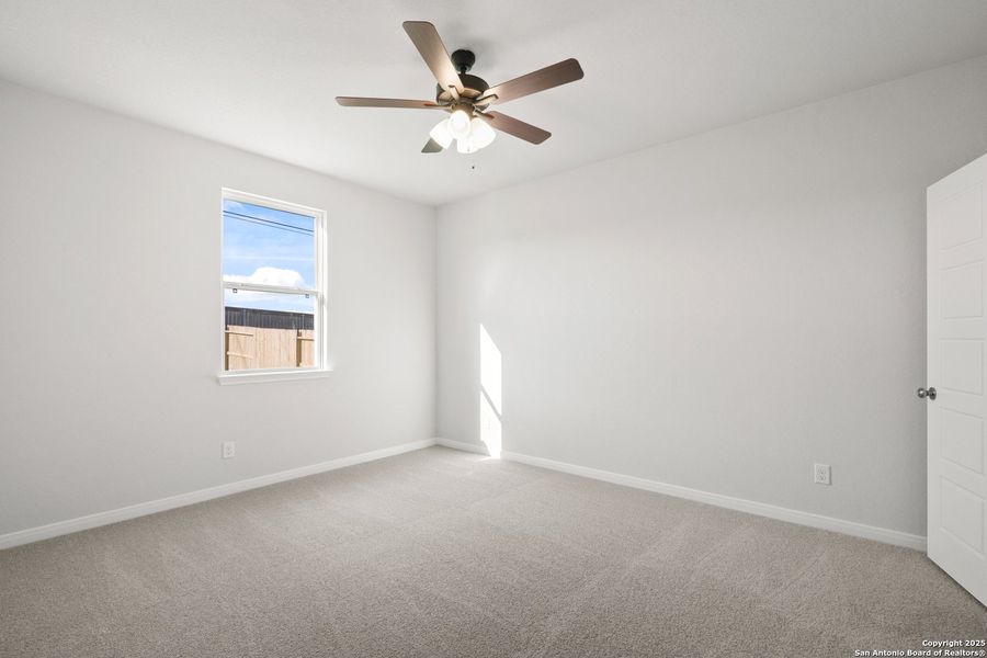 Spacious, unfurnished interior of a new home in Katzer Ranch, Converse (Image 12).