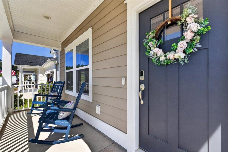 Exterior details and patio area of a home in , Summerville (Image 23).