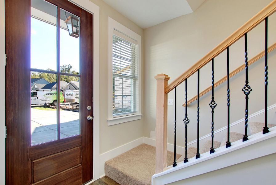 Spacious, unfurnished interior of a new home in Creek Pointe, Moncks Corner (Image 14).