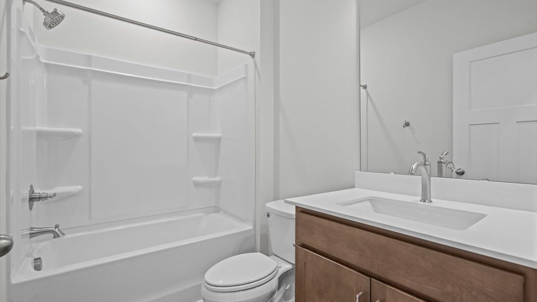 Furnished interior view inside a new home in Woodglen, Piedmont (Image 19).