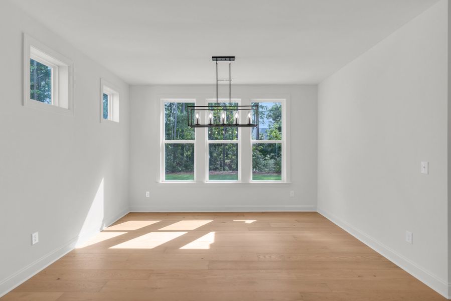 Representative unfurnished interior of a home built from the The Hampton by RobuckHomes in Stonehenge, Raleigh (Image 85).