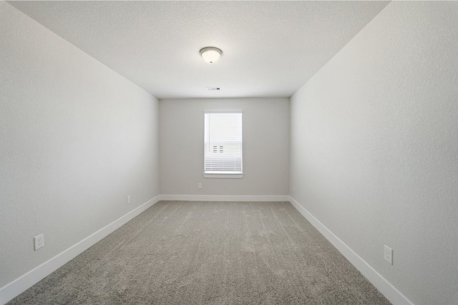 Spacious, unfurnished interior of a new home in Sunterra Lakes, Brookshire (Image 57). Spacious, unfurnished interior of a new home in Sunterra Lakes, Brookshire (Image 57).