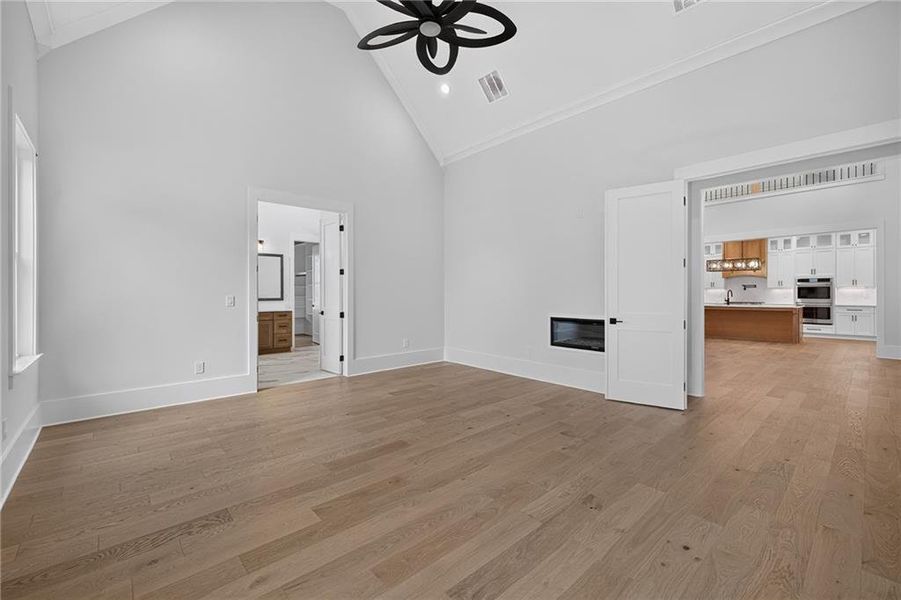 Spacious, unfurnished interior of a new home in , Lawrenceville (Image 34).