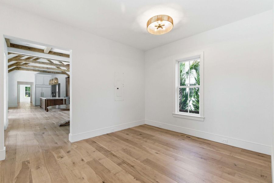 Spacious, unfurnished interior of a new home in , Sullivan's Island (Image 35).