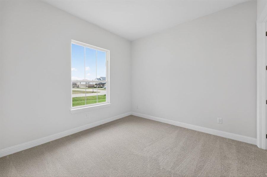 Spacious, unfurnished interior of a new home in Highland Crossing, Celina (Image 22).