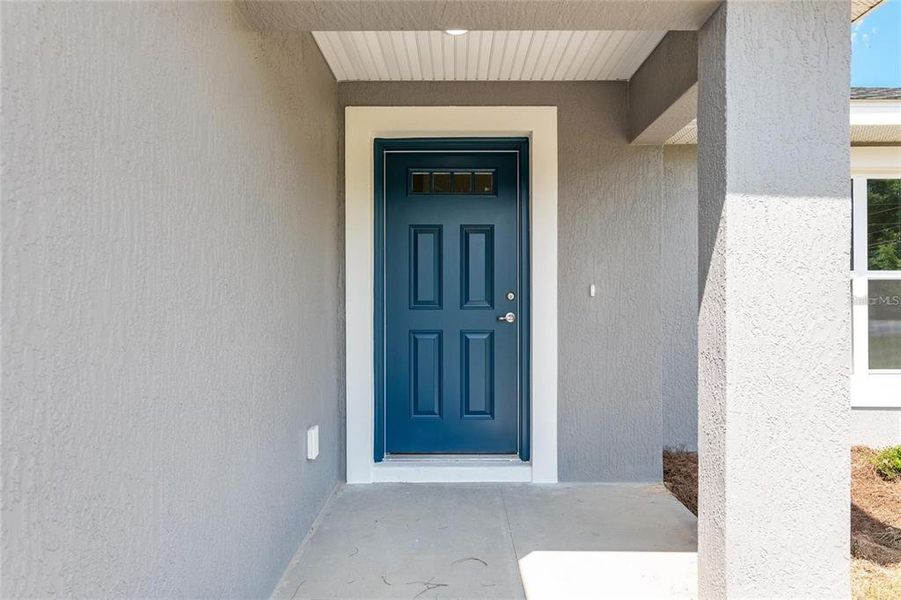 Exterior details and patio area of a home in , Ocala (Image 27).