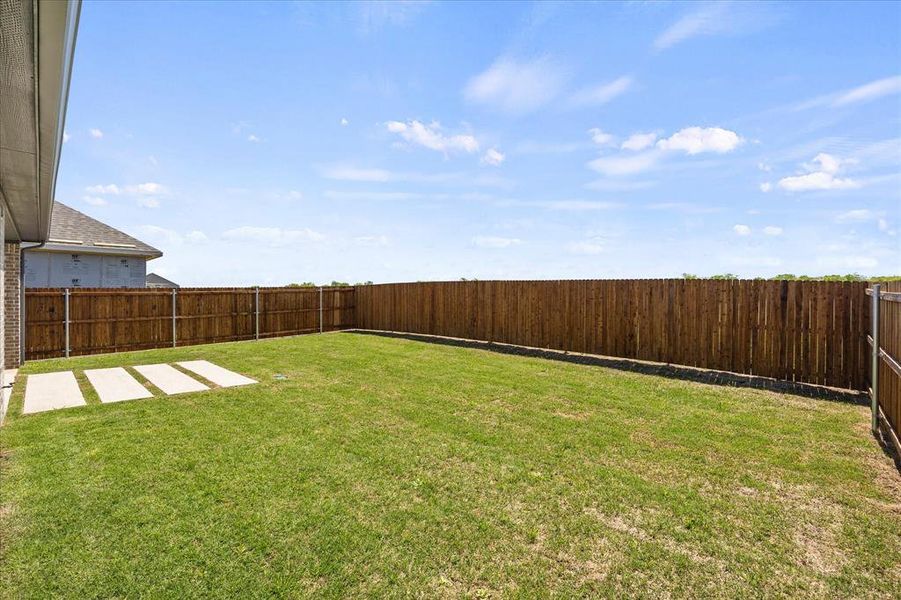 Exterior details and patio area of a home in , Fate (Image 22).